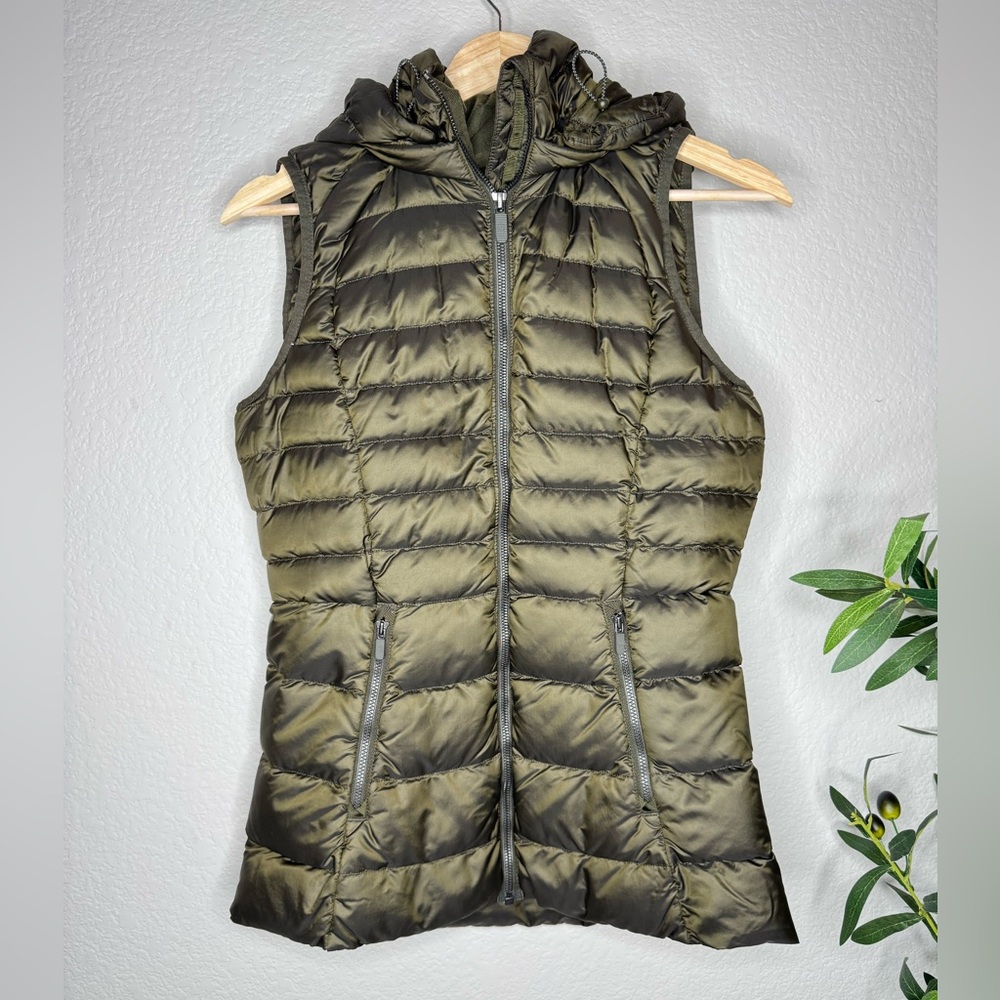 Lululemon Olive Green Down Puffer Vest Hooded Size 4 Goose Down Running Hiking A